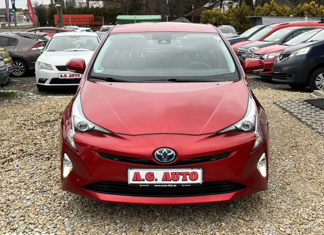 Toyota Prius cena 69900 przebieg: 141000, rok produkcji 2016 z Rawicz małe 301